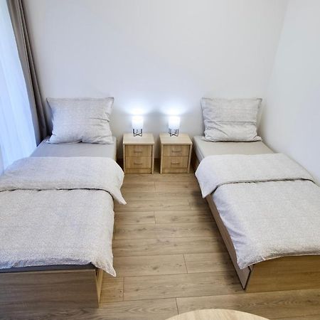 Sport Centrum Apartman Pápa Esterno foto